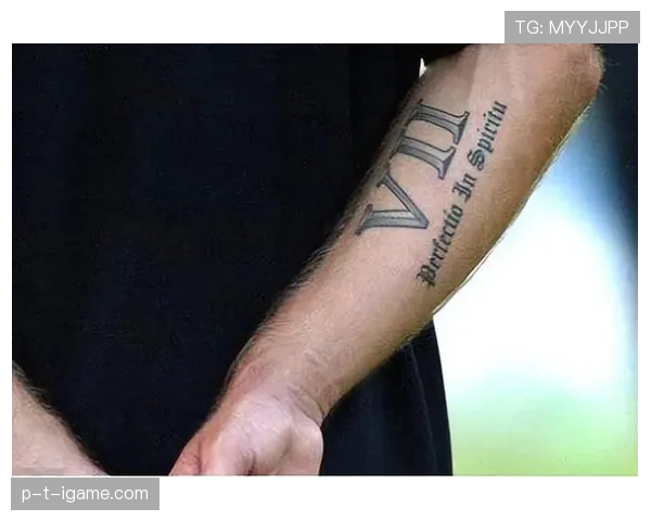 内马尔纹身背后的秘密：每一处印记都诉说着他的成长与情感历程